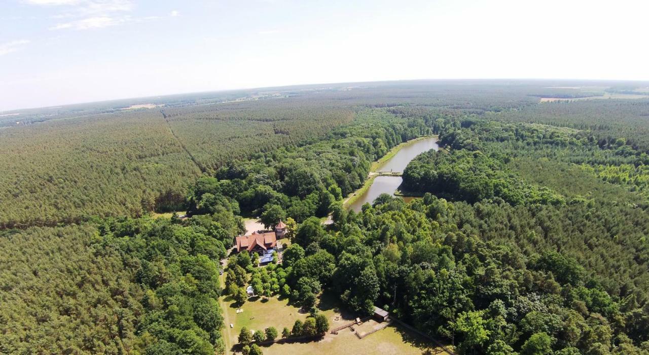 Neue Muehle Kleines Landhotel Brandenburg  Exterior photo